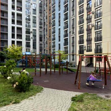 Тараса Шевченка вул., 60