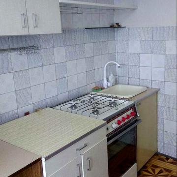 Сдам 2х комнатную квартиру по ул.Малая, 8 этаж