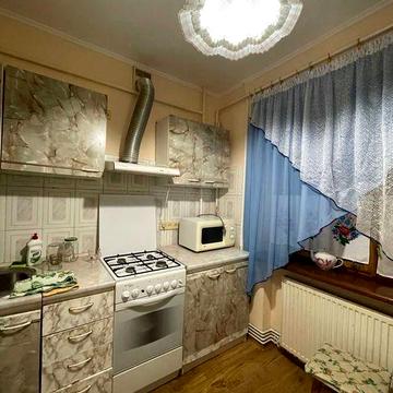 Здається в оренду 1 кімнатна квартира по вул. Симоненка