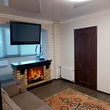 Квітки Цісик вул. (Гулі Корольової), 14