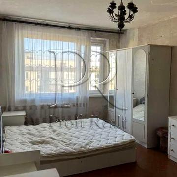 Георгія Гонгадзе просп. (Радянської України), 14