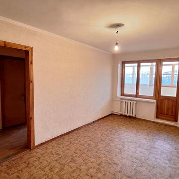 Центральна вул., 1