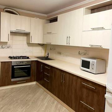 Княгині Ольги вул., 100