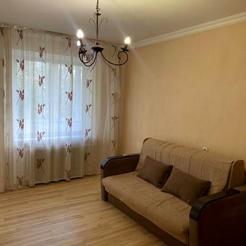 Здам 2 к кв Перемога пр Героів 18