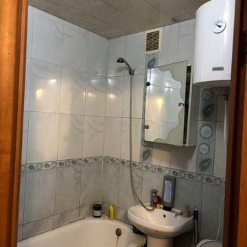 Продам 1 кімнатну квартиру