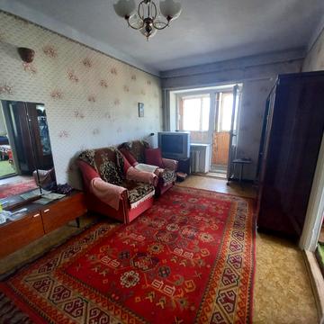 Станційна вул., 1