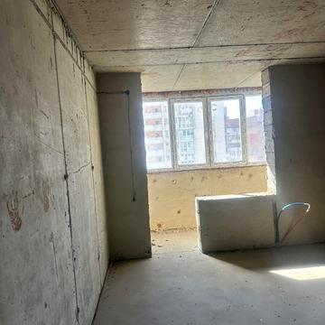 Парусна вул. (Героїв Сталінграду), 1