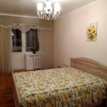 Оренда 3 кімн. квартири біля Покровського Собору