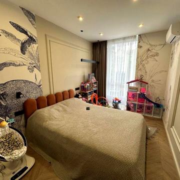 Європейського Союзу просп. (Правди), 50