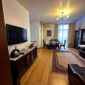 Оренда квартири 4 кім.+ паркінг вул. Гординських (новобуд).