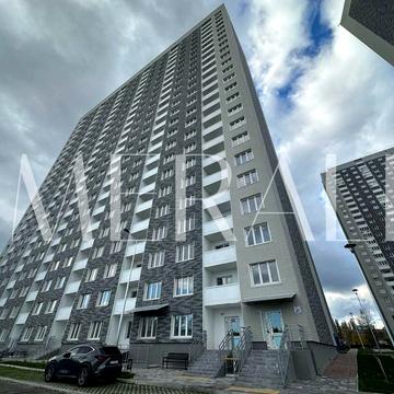 Сімї Кульженків вул. (Петра Дегтяренка), 21