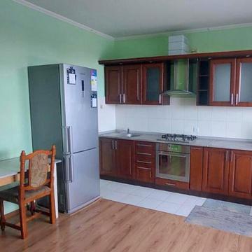 Плугова вул., 10а