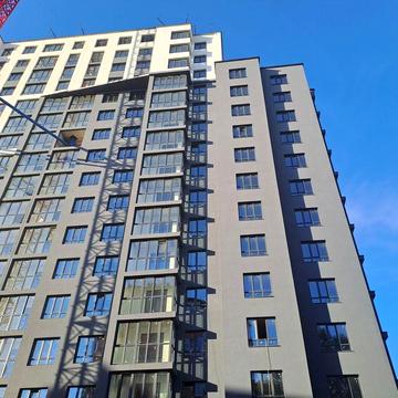 Продаж 3к квартири 82 кв. м на вул. Полковника Данила Нечая