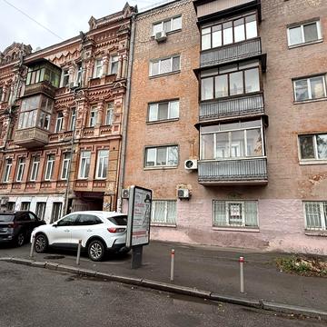 Хорива вул., 33