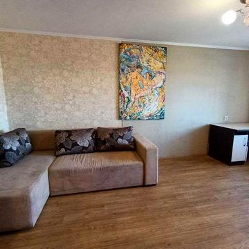 Довгострокова оренда однокімнатної квартири, вул. Набрутівська 156/1