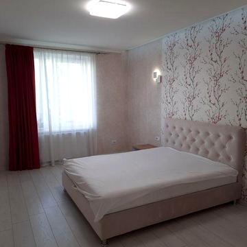 3к квартира +кухня-студія. Каскад, Епіцентр