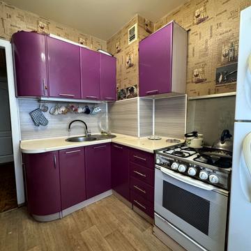 Небесної Сотні просп. (Маршала Жукова), 77