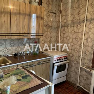 Академіка Корольова вул., 35