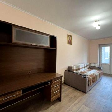 Здається двох кімнатна квартира в оренду