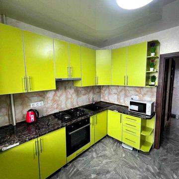 Затишна 2 кімнатна квартира вул. Хоткевича