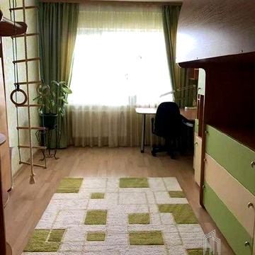 Затишна 2-кімнатна квартира загальною площею 46 м² вул. Мрії, 18-Б