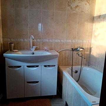 Двоповерховий будинок (р-н Приточилівка, дві ділянки)