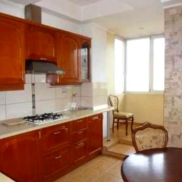 Продам 2к квартиру кап.ремонт 72 м2 Центр вул.Кооперативна ( 74159)