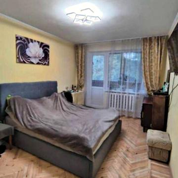 Продаж 2к Квартира Героїв Праці вулиця