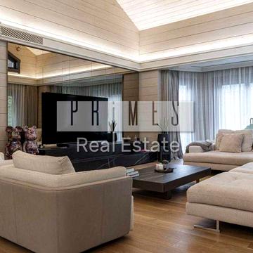 Продаж стильного екодому 377 м² у заповідному лісі Києва Конча-Заспа