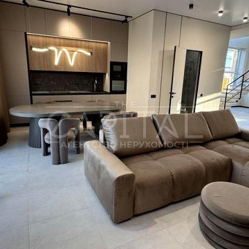 Виноградна вул.