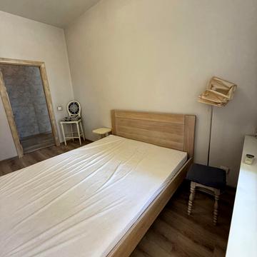 Героїв Крут вул. (Фурманова), 1