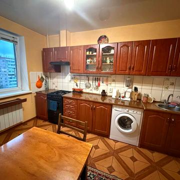 Професора Толока вул. (Маршала Чуйкова), 30