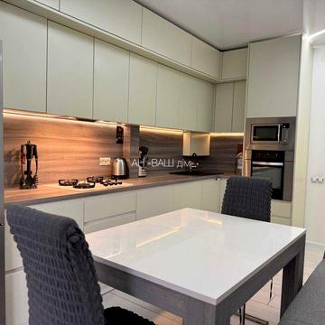 ОРЕНДА 2-кім. квартира, поруч ТЦ"ВЕЛЕС", Ремонт,техніка, вул. Яблунева