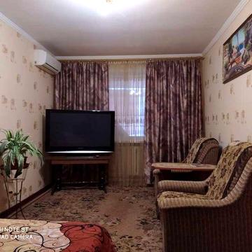 Продається 2-х кімнатна квартира. Код: 10762