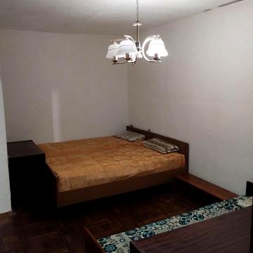 Михайла Донця вул., 25