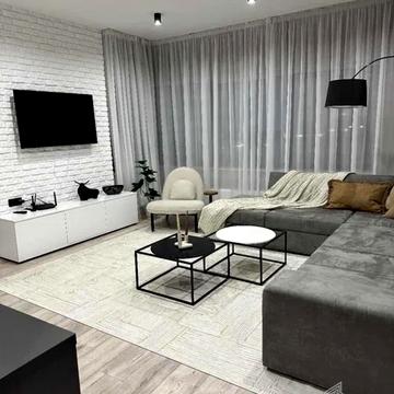 Ділова вул. (Димитрова), 1/2