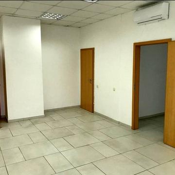 Лазаря Глоби вул. (Андрія Фабра), 13