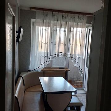 Георгія Гонгадзе просп. (Радянської України), 3-Б