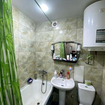 Продам однокомнатную квартиру с ремонтом в центре