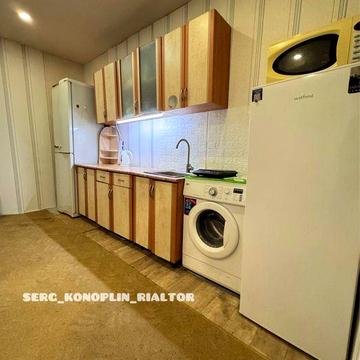 Продам просторную 2к квартиру с частичным ремонтом в таунхаусе в Центр