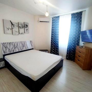 Олексія Вадатурського вул. (Маршала Малиновського), 16б