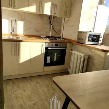 Деміївська вул., 39