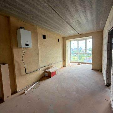 Однокімнатна велика квартира з балконом, газ. Без комісії!