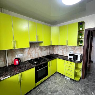 Гната Хоткевича вул., 85/2