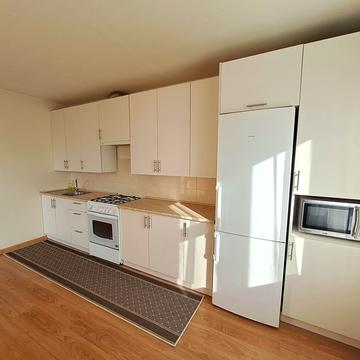 Глиняна вул., 9