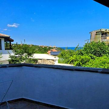 здамам квартиру в Варна Болгария)