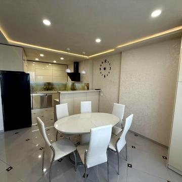 Бережанська вул., 54