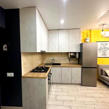 Зелена вул., 204