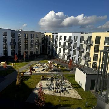 Авіаційна вул., 17