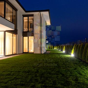 Івана Сільвая вул., 11